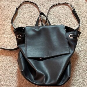 Forever 21 Women’s Faux Leather Bag